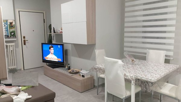 appartamento in vendita a Milano in zona Vigentino