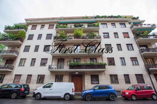appartamento in vendita a Milano in zona Loreto