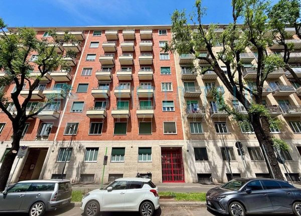 appartamento in vendita a Milano in zona Porta Vigentina