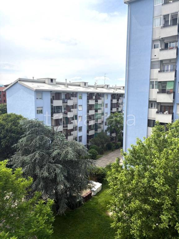 appartamento in vendita a Milano in zona San Cristoforo