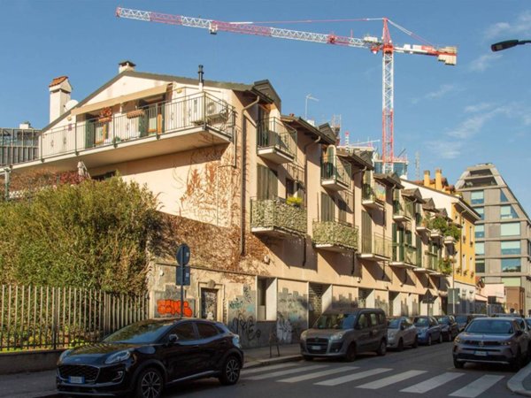 appartamento in vendita a Milano in zona Isola