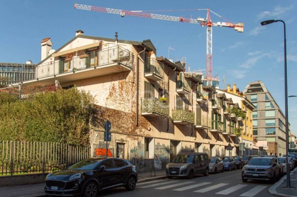 appartamento in vendita a Milano in zona Isola