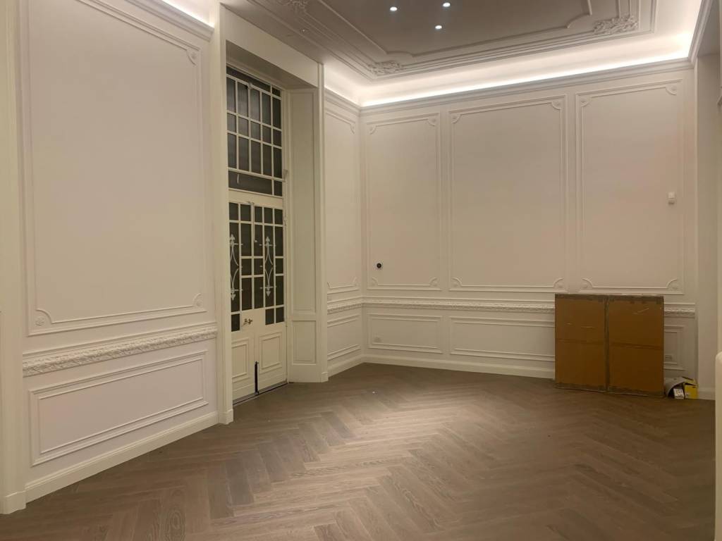 negozio in vendita a Milano in zona Guastalla