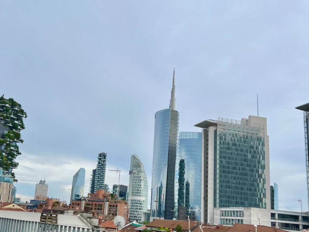 appartamento in vendita a Milano in zona Isola