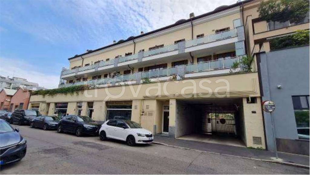 appartamento in vendita a Milano in zona Bovisa