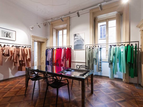 ufficio in vendita a Milano in zona Guastalla