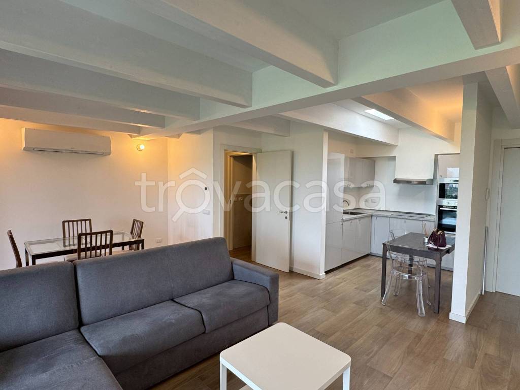 appartamento in vendita a Milano in zona Quarto Cagnino