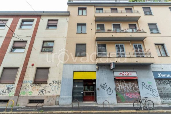 negozio in vendita a Milano in zona Bocconi
