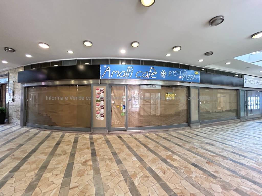negozio in vendita a Milano in zona Centro Storico