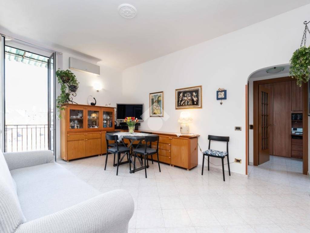 appartamento in vendita a Milano in zona Maggiolina