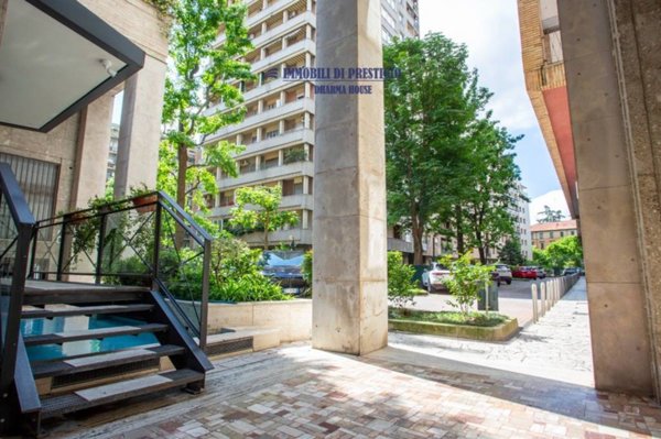 ufficio in vendita a Milano in zona San Vittore