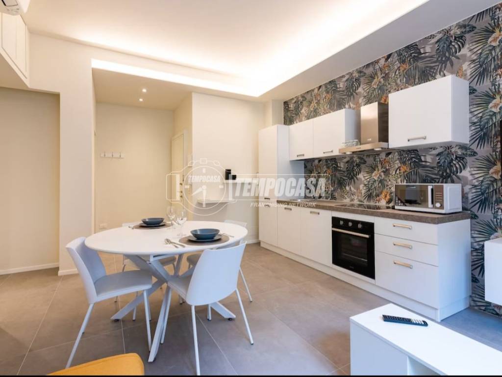 appartamento in vendita a Milano in zona Sempione