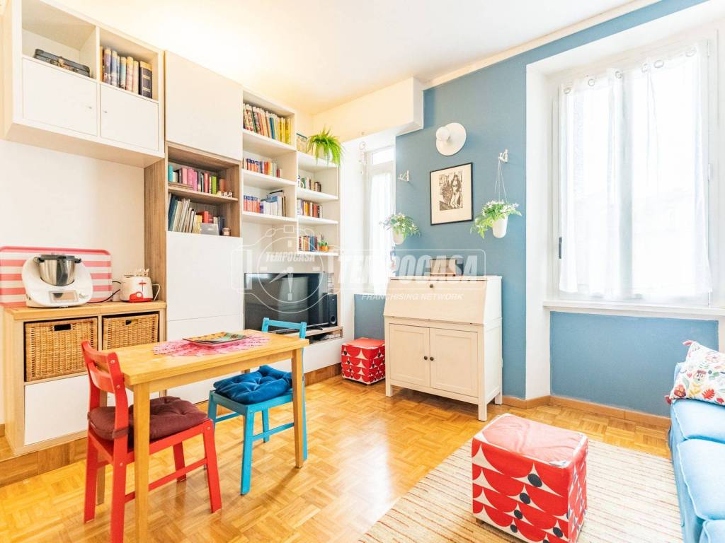 appartamento in vendita a Milano in zona Isola