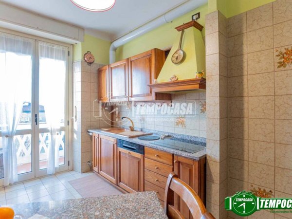 appartamento in vendita a Milano in zona Segnano