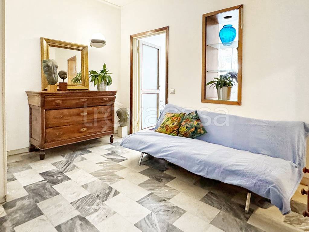 appartamento in vendita a Milano in zona Città Studi