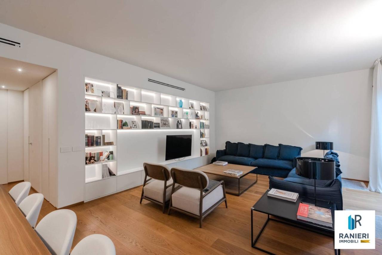 appartamento in vendita a Milano in zona Isola