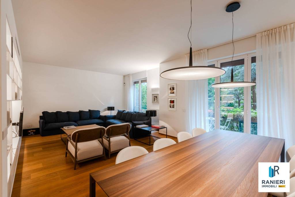 appartamento in vendita a Milano in zona Isola