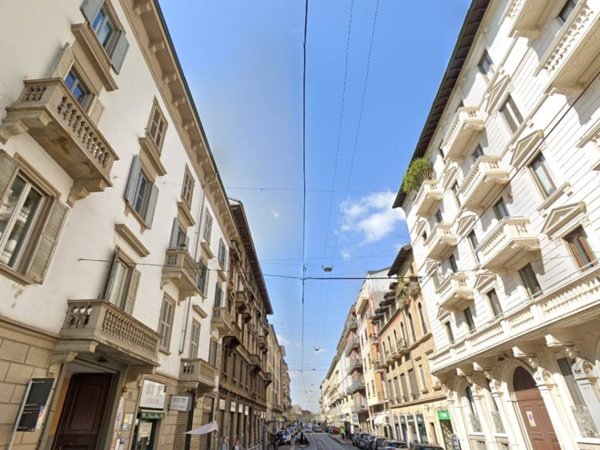 appartamento in vendita a Milano in zona Bocconi