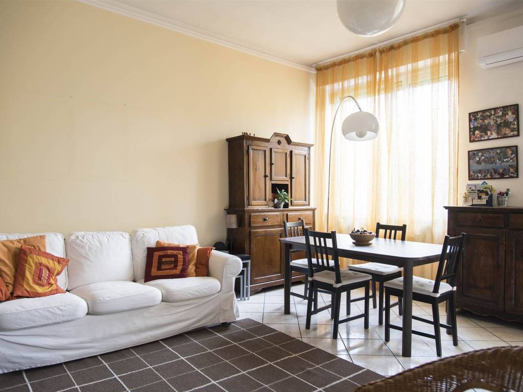 appartamento in vendita a Milano in zona Villapizzone