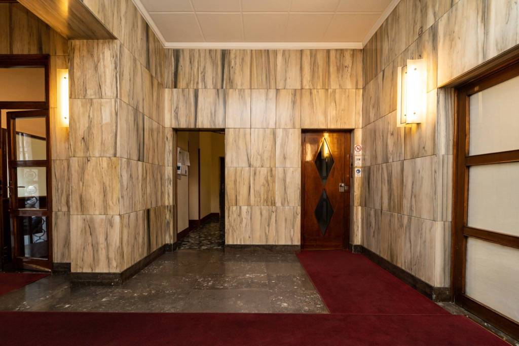 appartamento in vendita a Milano in zona Centro Direzionale