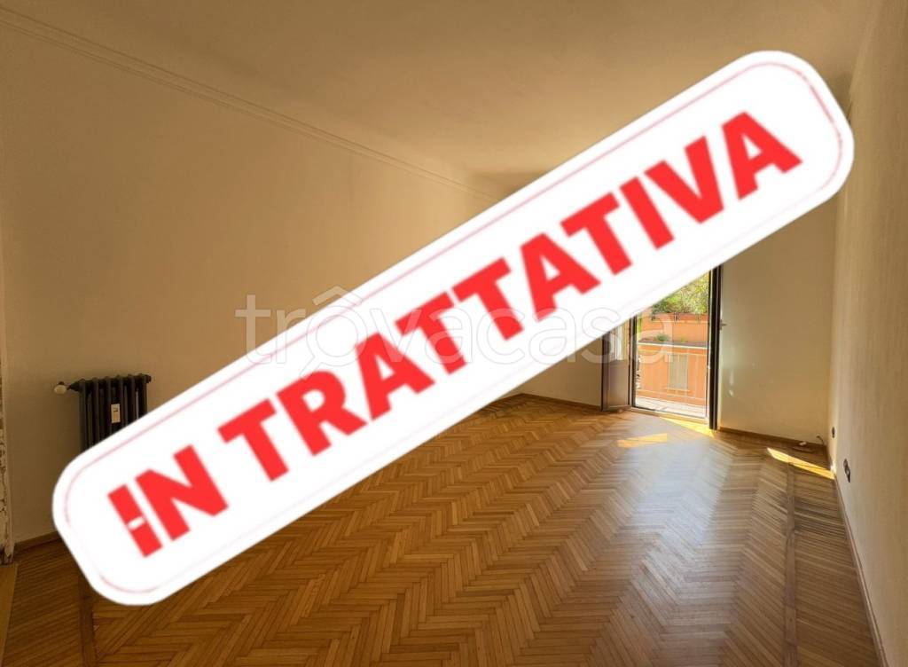 appartamento in vendita a Milano in zona Sempione