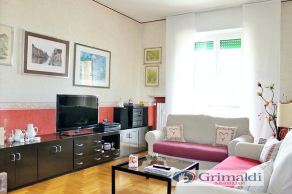 appartamento in vendita a Milano in zona QT8