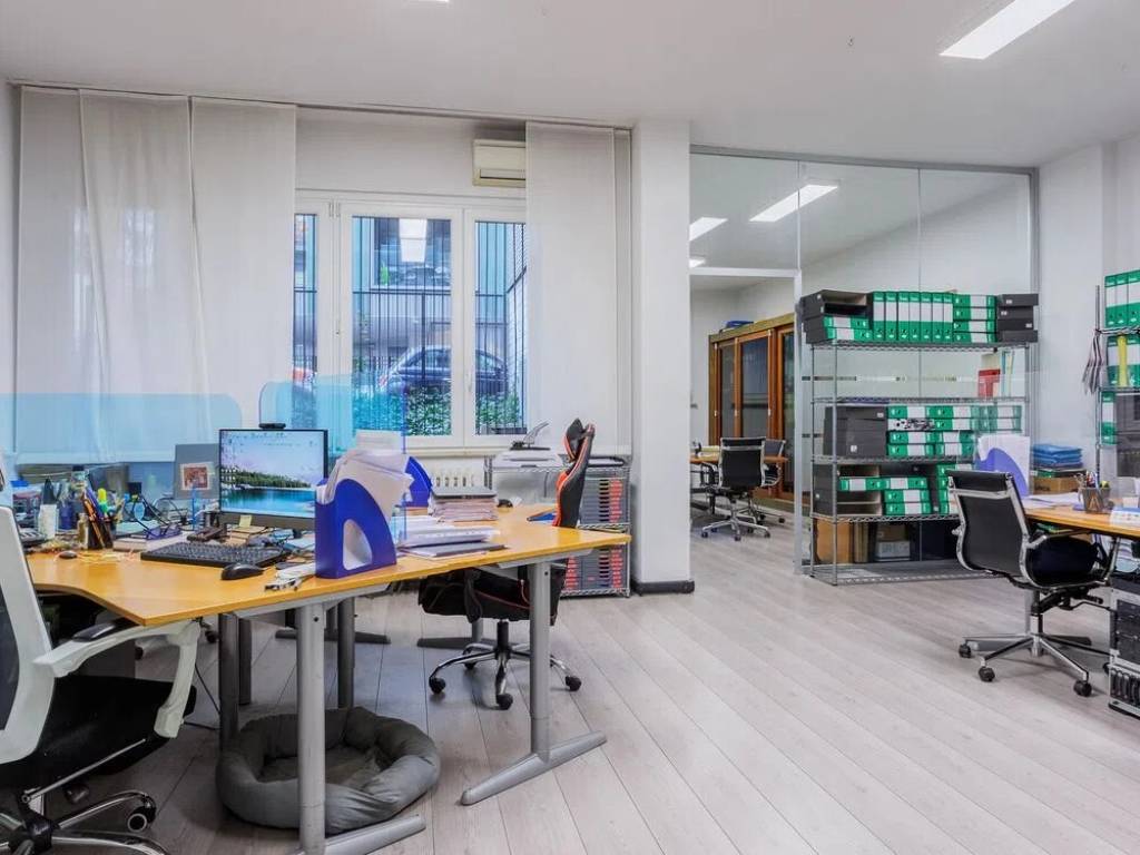 appartamento in vendita a Milano in zona Città Studi