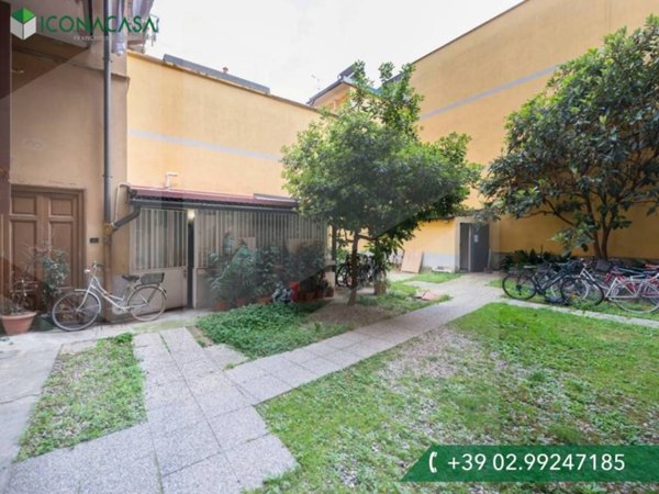 appartamento in vendita a Milano in zona Bocconi