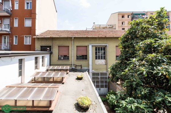 appartamento in vendita a Milano in zona Crescenzago