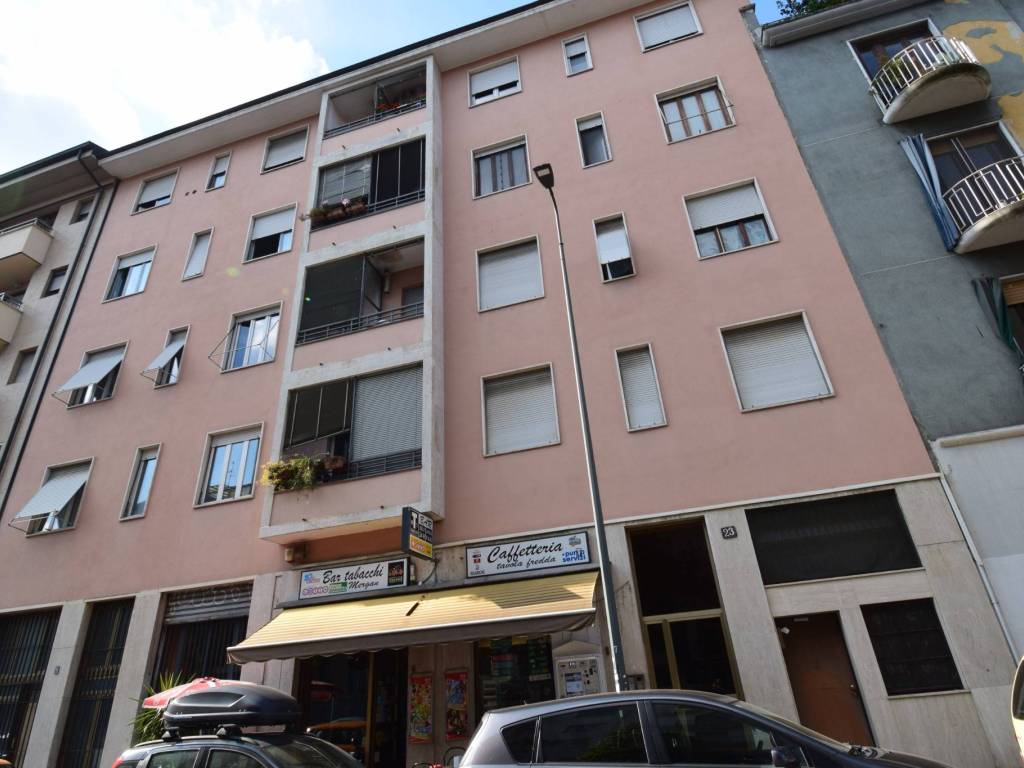 appartamento in vendita a Milano in zona Loreto