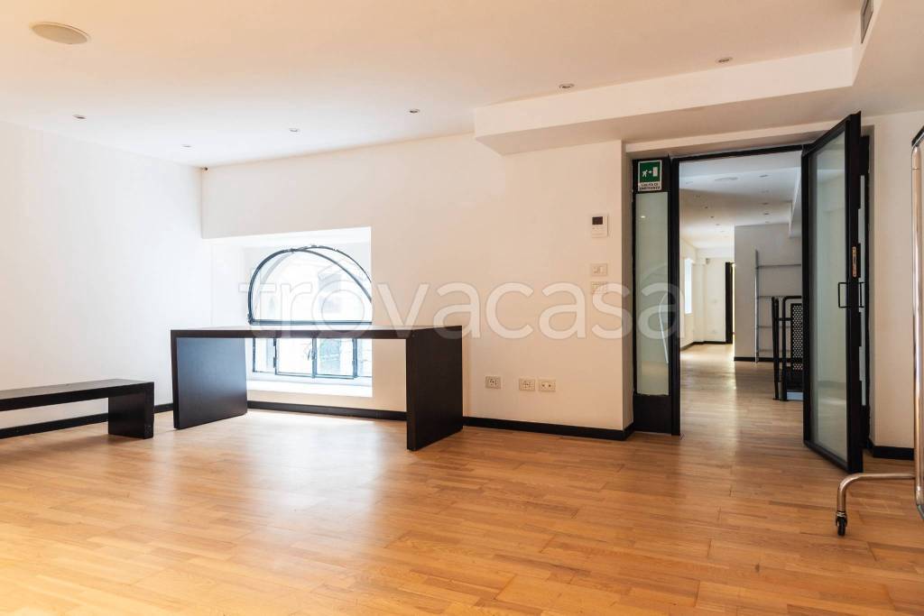 ufficio in vendita a Milano