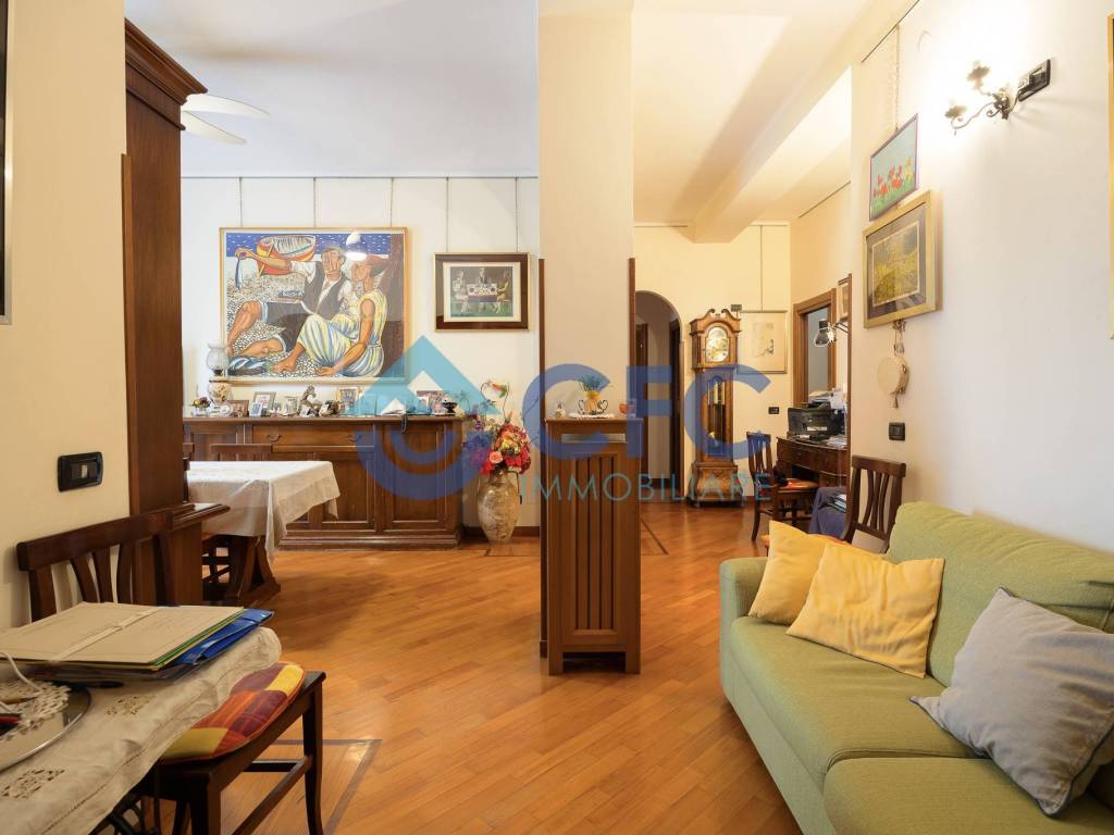 appartamento in vendita a Milano in zona Città Studi
