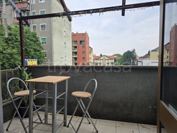 appartamento in vendita a Milano in zona Gorla