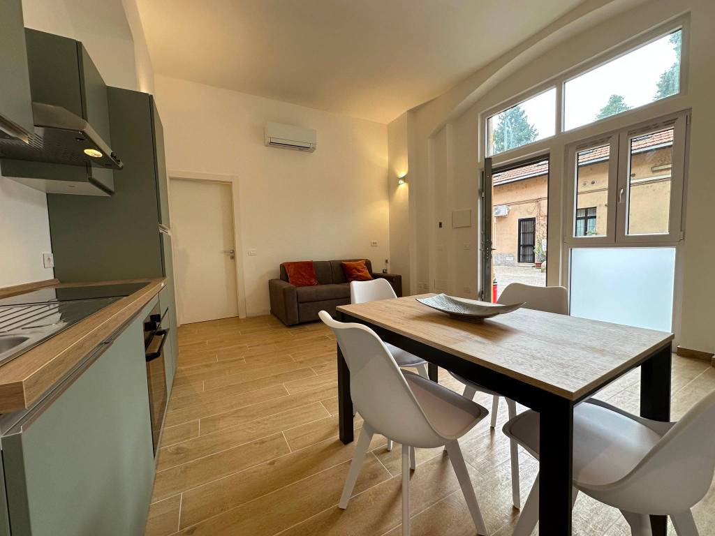 appartamento in vendita a Milano in zona Porta Ticinese