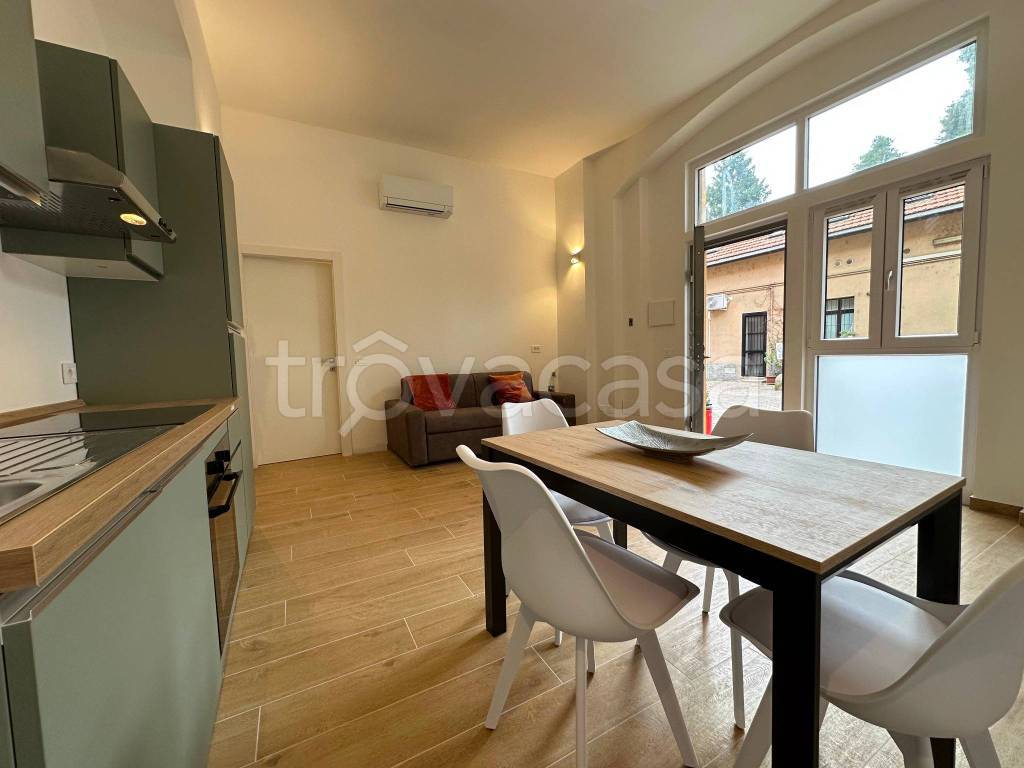 appartamento in vendita a Milano in zona Porta Ticinese