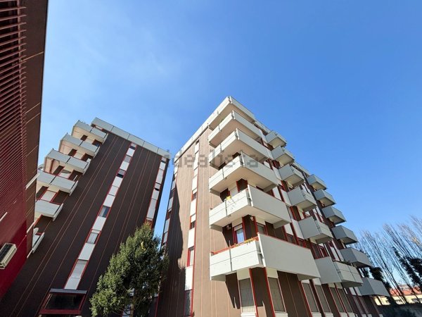 appartamento in vendita a Milano in zona San Cristoforo