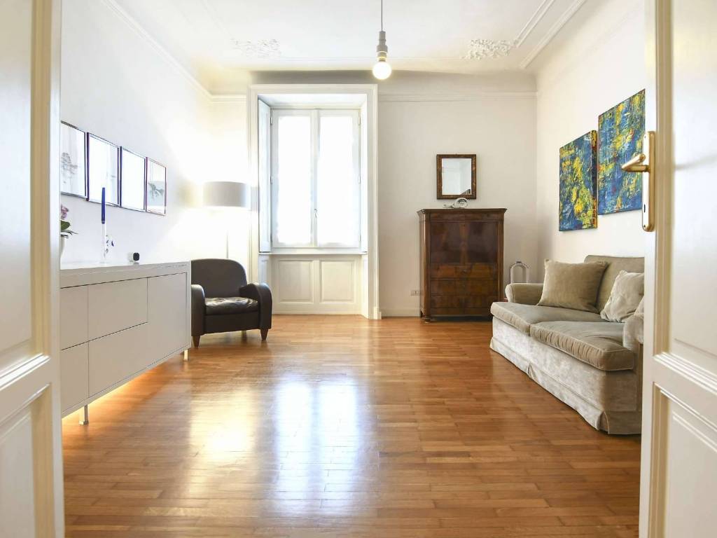 appartamento in vendita a Milano in zona Isola