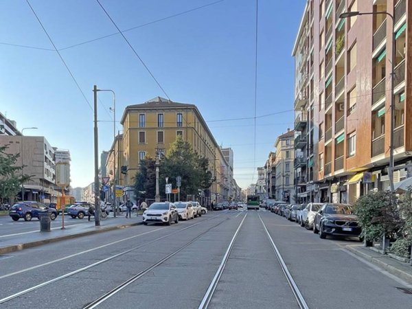 negozio in vendita a Milano in zona Sempione