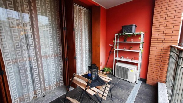 appartamento in vendita a Milano in zona Piazzale Lodi
