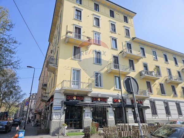 appartamento in vendita a Milano in zona Sempione