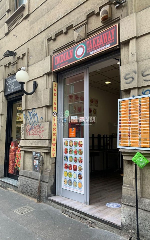 locale commerciale in vendita a Milano