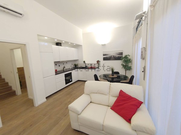 appartamento in vendita a Milano in zona Baggio