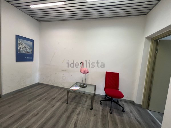 appartamento in vendita a Milano in zona Lambrate