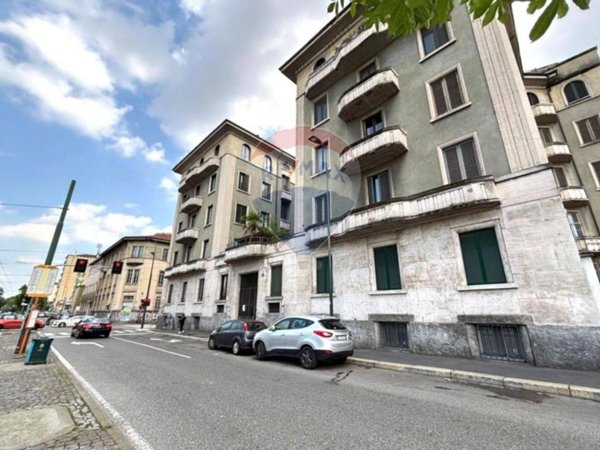 appartamento in vendita a Milano in zona Isola