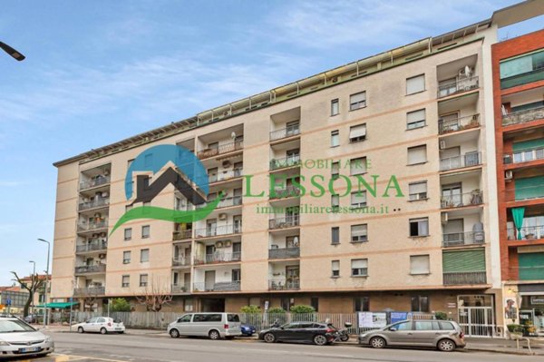 appartamento in vendita a Milano in zona Quarto Oggiaro