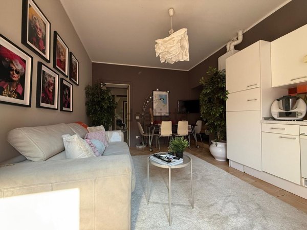 appartamento in vendita a Milano in zona Centro Direzionale