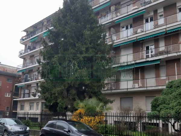 appartamento in vendita a Milano in zona Quarto Oggiaro