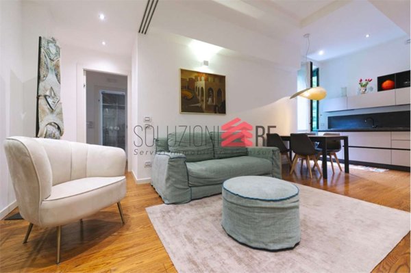 appartamento in vendita a Milano in zona Guastalla