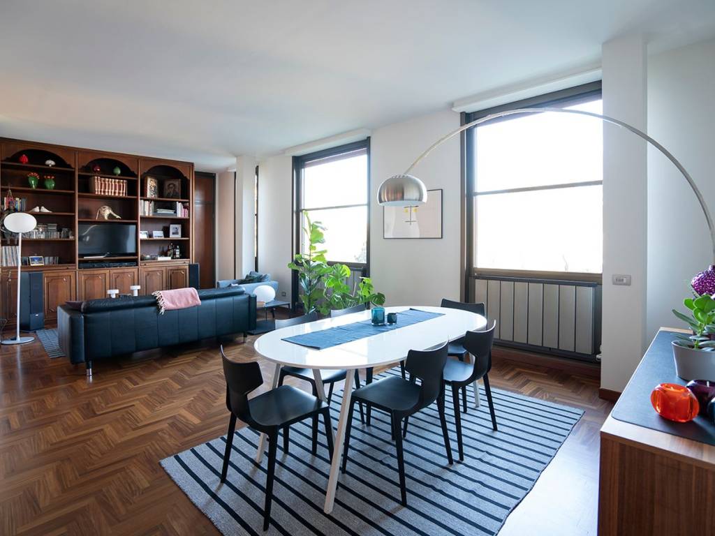 appartamento in vendita a Milano in zona Vigentino