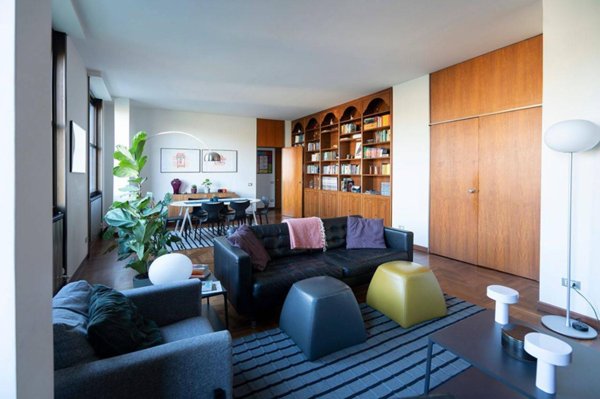 appartamento in vendita a Milano in zona Vigentino
